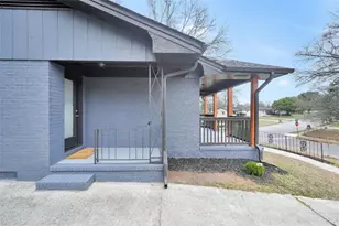 2940 Harris St, East Point, GA 30344 - Photo 7
