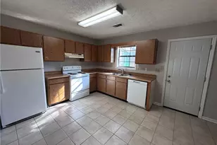 502 Oakwood Ct, Woodstock, GA 30188 - Photo 7