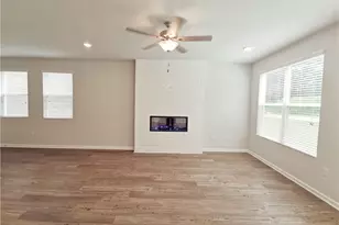 154 Green Love Ln, Grayson, GA 30017 - Photo 5