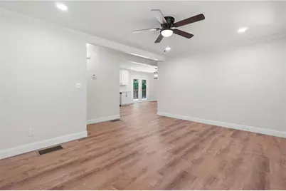 9175 Carr Cir SW, Covington, GA 30014 - Photo 5