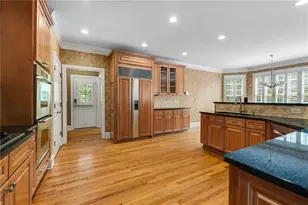 2359 Glenmore Ln, Snellville, GA 30078 - Photo 11