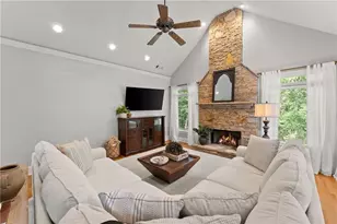 3365 Greenside Ct, Dacula, GA 30019 - Photo 5
