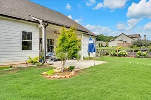 221 Morris Creek Dr, Hoschton, GA 30548 - Photo 23
