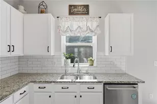 4245 Avondale Ln, Cumming, GA 30041 - Photo 23