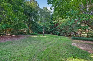 860 Scenic Lake Dr, Lawrenceville, GA 30045 - Photo 41