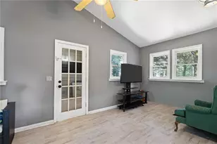 672 Lookout Ct, Lawrenceville, GA 30043 - Photo 13