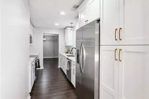930 Century Oak Dr, Winder, GA 30680 - Photo 5