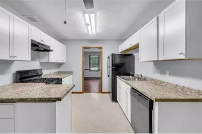1430 Hillside Place SE, Conyers, GA 30094 - Photo 9
