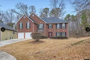 5861 Fairington Farms Ln, Lithonia, GA 30038 - Photo 3