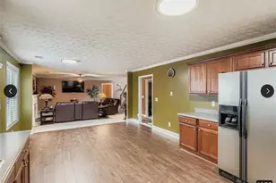 5861 Fairington Farms Ln, Lithonia, GA 30038 - Photo 13