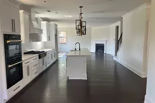 301 Lowell St, Atlanta, GA 30331 - Photo 3