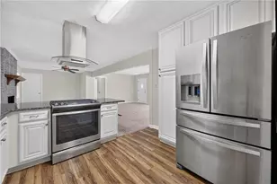 2313 Cambridge St, Snellville, GA 30078 - Photo 19