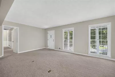 2313 Cambridge Street, Snellville, GA 30078 - Photo 9