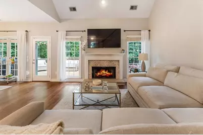 3085 Ivey Oaks Lane, Roswell, GA 30076 - Photo 15