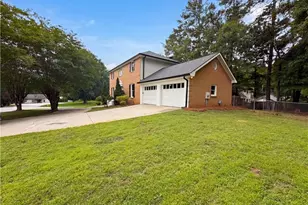 211 Blake St, Lawrenceville, GA 30046 - Photo 7