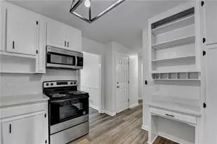 1530 Plunketts Rd, Buford, GA 30519 - Photo 29