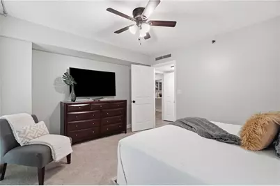2870 Pharr Court South NW #207, Atlanta, GA 30305 - Photo 13