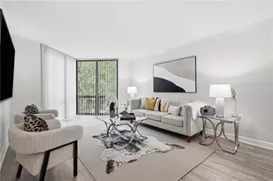 2870 Pharr Ct South NW, Atlanta, GA 30305 - Photo 3