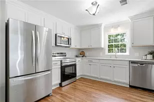 4978 Gunners Pass NE, Roswell, GA 30075 - Photo 5