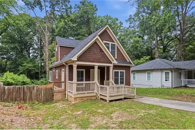 562 Woodlawn Avenue NW, Atlanta, GA 30318 - Photo 3