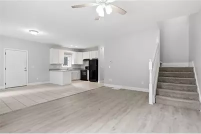 562 Woodlawn Avenue NW, Atlanta, GA 30318 - Photo 11
