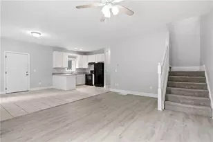 562 Woodlawn Ave NW, Atlanta, GA 30318 - Photo 11