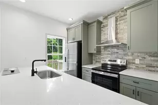 1885 Lakewood Ave SE, Atlanta, GA 30315 - Photo 9