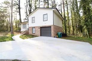 3367 Oak Dr, Snellville, GA 30078 - Photo 3