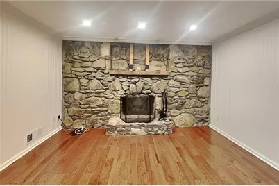 4623 Huntridge Drive NE, Roswell, GA 30075 - Photo 3