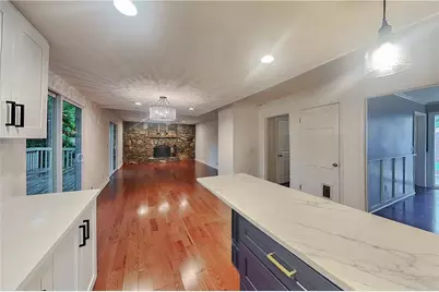 4623 Huntridge Drive NE, Roswell, GA 30075 - Photo 5