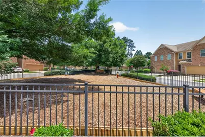 1572 NE Lenox Overlook Road NE, Atlanta, GA 30329 - Photo 41