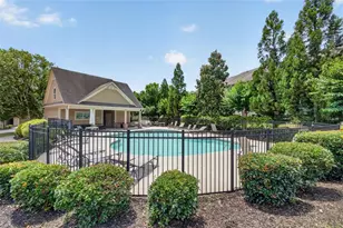1572 NE Lenox Overlook Road NE, Atlanta, GA 30329 - Photo 43