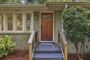 1336 Fama Dr, Atlanta, GA 30329 - Photo 9
