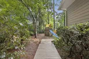 1336 Fama Dr, Atlanta, GA 30329 - Photo 37