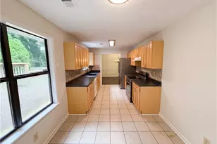 912 Steeple Chase Dr, Lawrenceville, GA 30044 - Photo 9