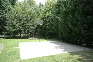 2730 Fontainebleau Dr, Dunwoody, GA 30360 - Photo 47