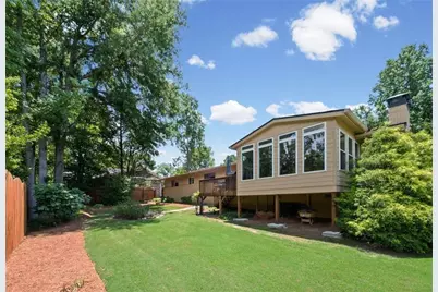 2730 Fontainebleau Drive, Dunwoody, GA 30360 - Photo 31