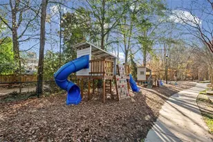 2730 Fontainebleau Dr, Dunwoody, GA 30360 - Photo 45