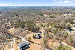 1875 Southers Cir, Suwanee, GA 30024 - Photo 67