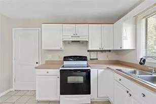 540 Hamlin Trce, Riverdale, GA 30274 - Photo 9