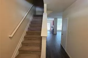 4332 Park Gate Dr, Atlanta, GA 30344 - Photo 3