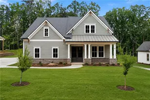 176 Cherokee Dr S, Waleska, GA 30183 - Photo 1