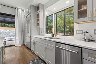 2810 Northside Dr NW, Atlanta, GA 30305 - Photo 13