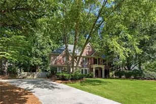 10580 Cauley Creek Dr, Duluth, GA 30097 - Photo 3