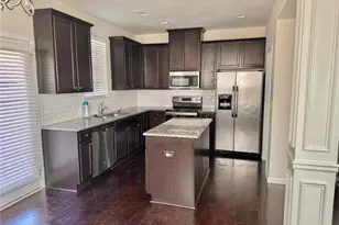 1958 Paxton Ridge Ln, Lilburn, GA 30047 - Photo 3