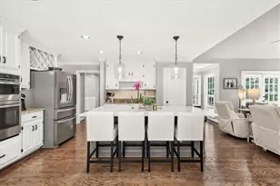 225 Skidaway Ct, Alpharetta, GA 30022 - Photo 17
