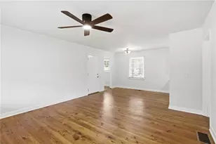 919 Paige Ct, Social Circle, GA 30025 - Photo 9