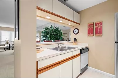 244 13th Street NE #107, Atlanta, GA 30309 - Photo 11