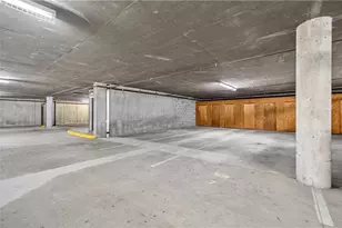 2499 Peachtree Road NE, Atlanta, GA 30305 - Photo 35