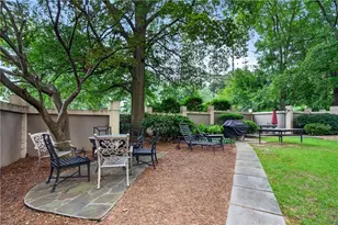 2499 Peachtree Road NE, Atlanta, GA 30305 - Photo 29